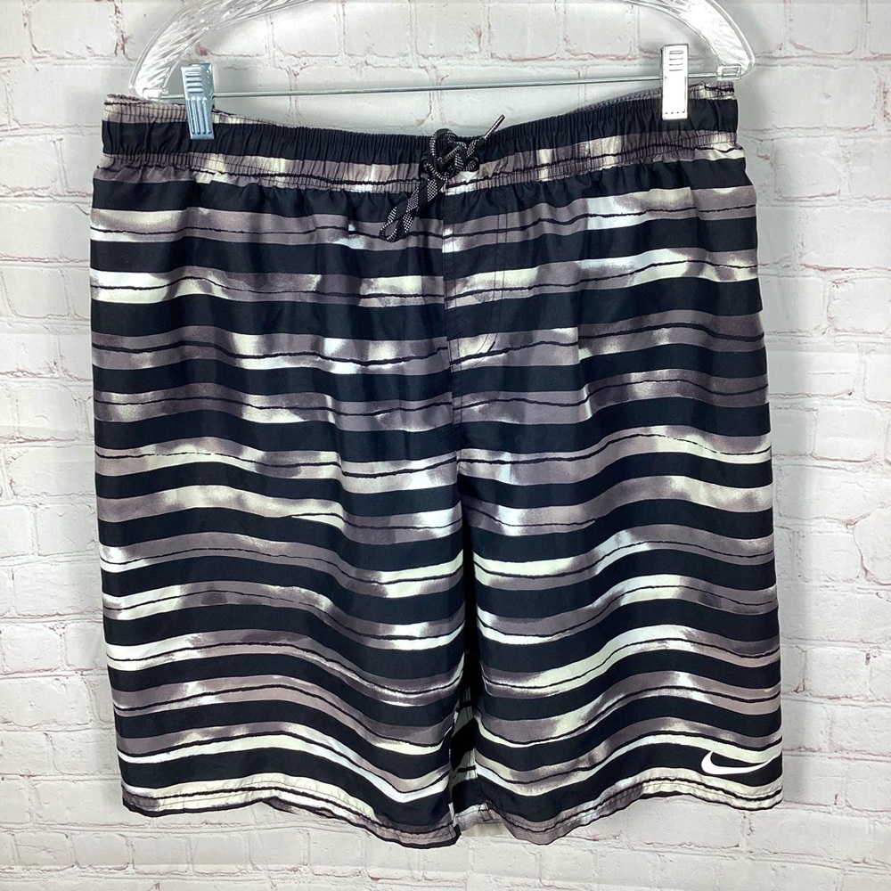 Nike Striped Bathing Suit Swim Trunks Men’s Size XXL Striped Black Gray White